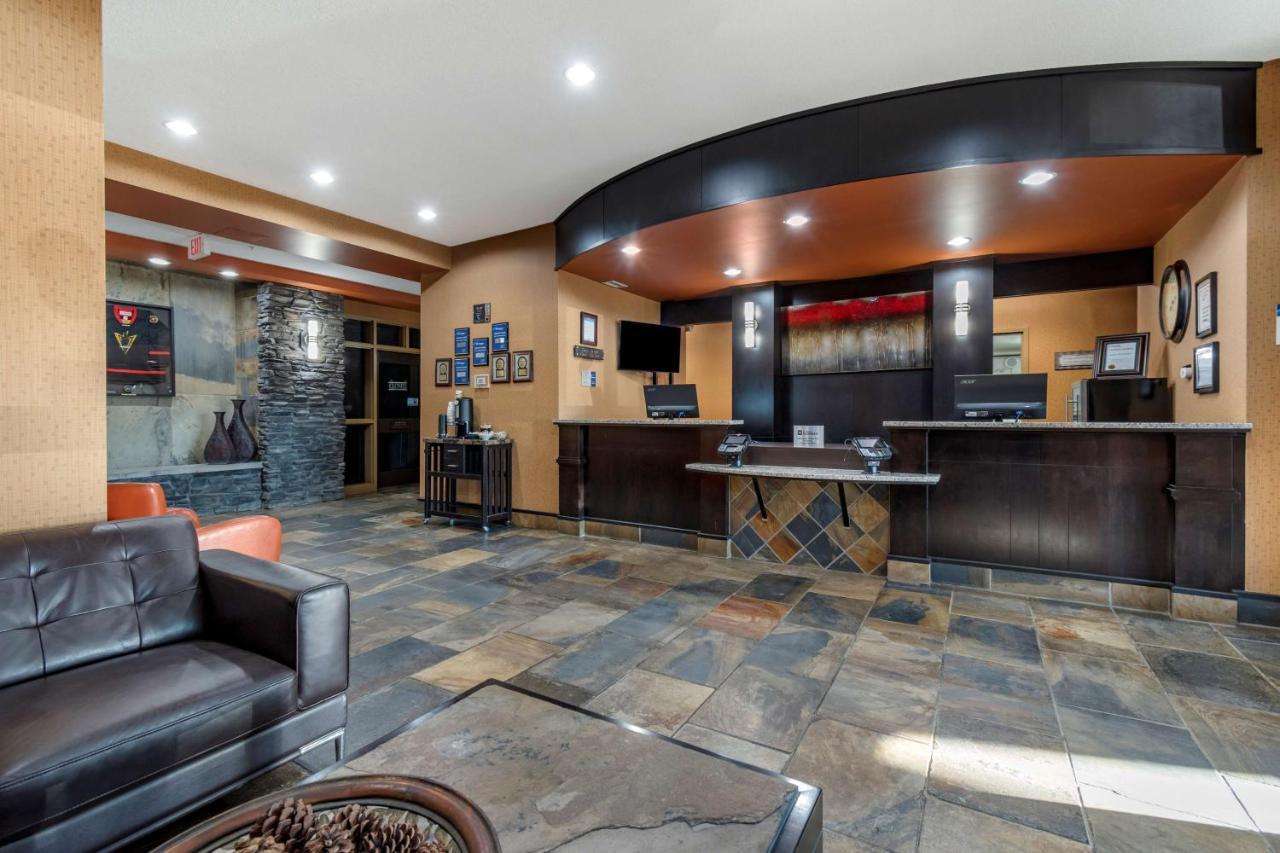 Best Western Bonnyville Inn&Suites Extérieur photo