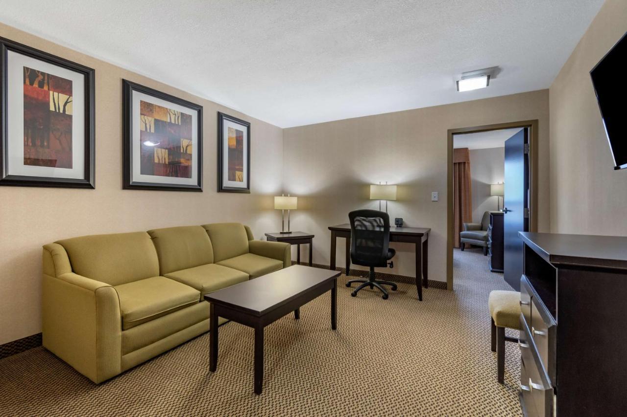 Best Western Bonnyville Inn&Suites Extérieur photo