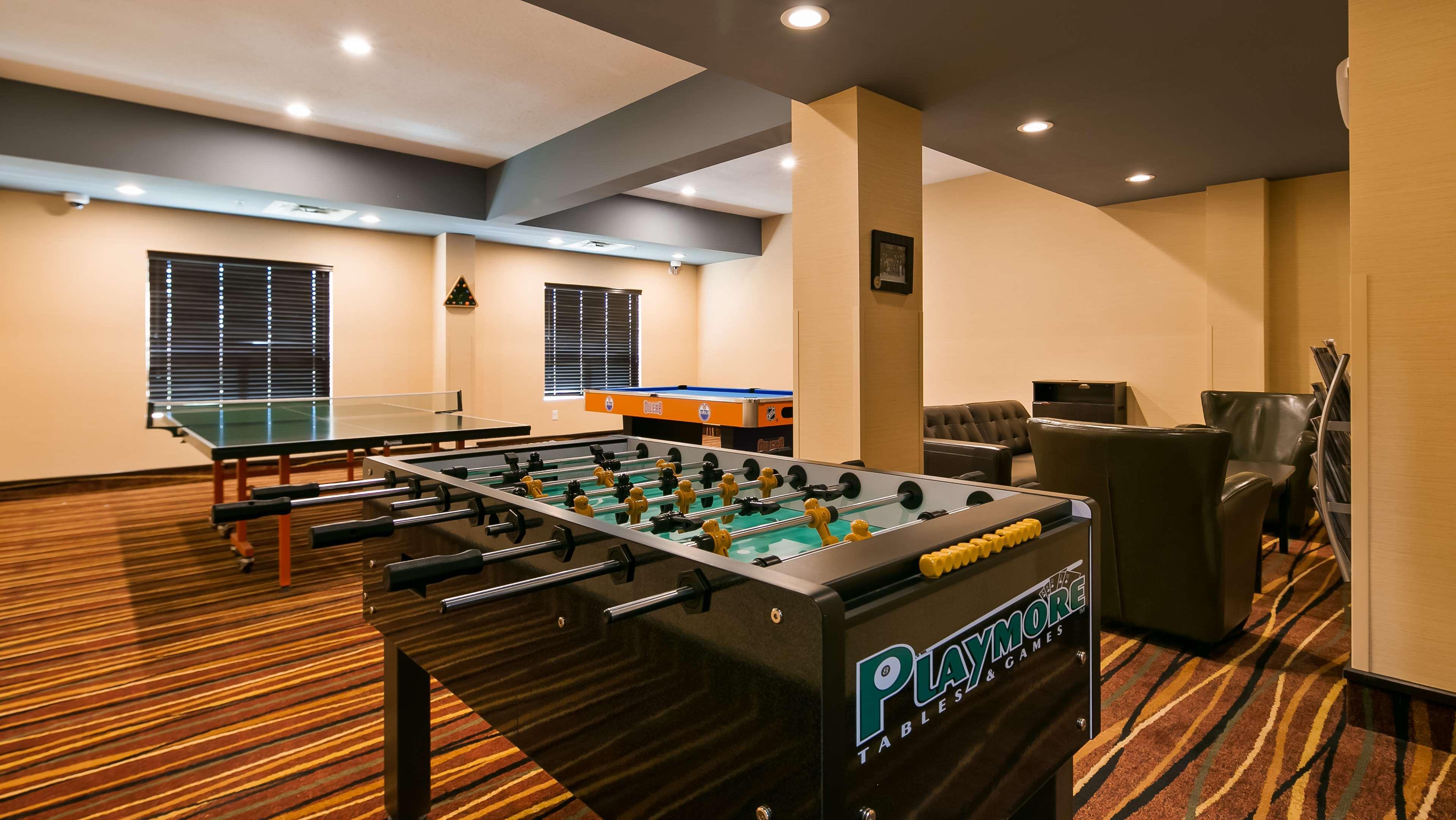 Best Western Bonnyville Inn&Suites Extérieur photo