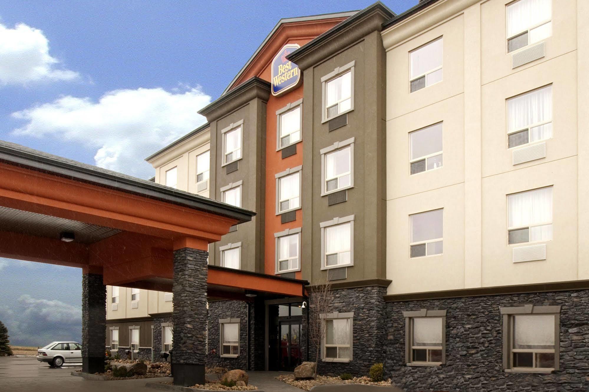 Best Western Bonnyville Inn&Suites Extérieur photo